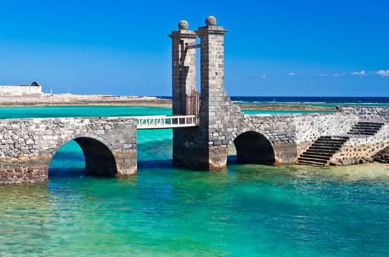 Los castillos de la isla de lanzarote